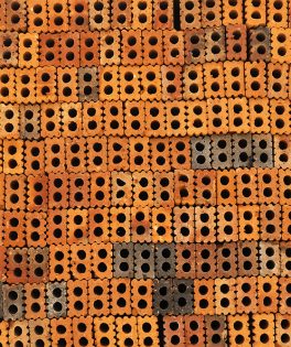 חיפוי בריקים